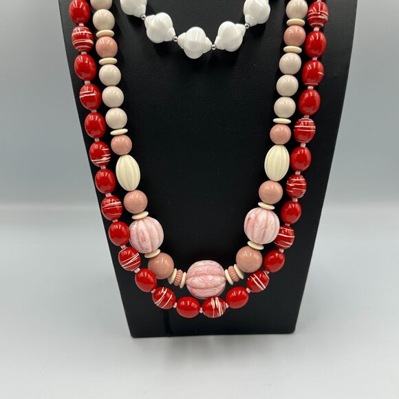 Vintage Lucite Bead Necklaces Lot Red White Marbled Lucite Chunky Layered Bold - Picture 5 of 12